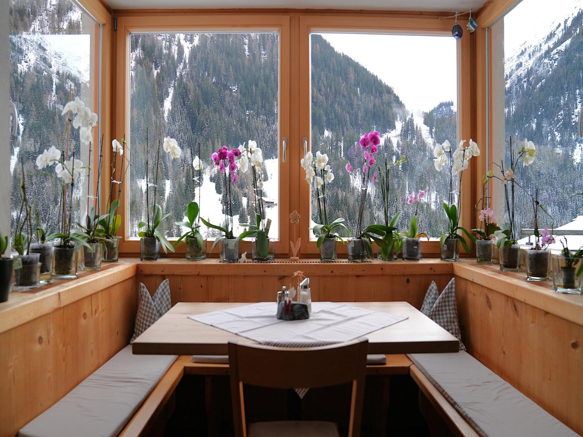 Pension Susanne Sankt Anton am Arlberg Exterior photo