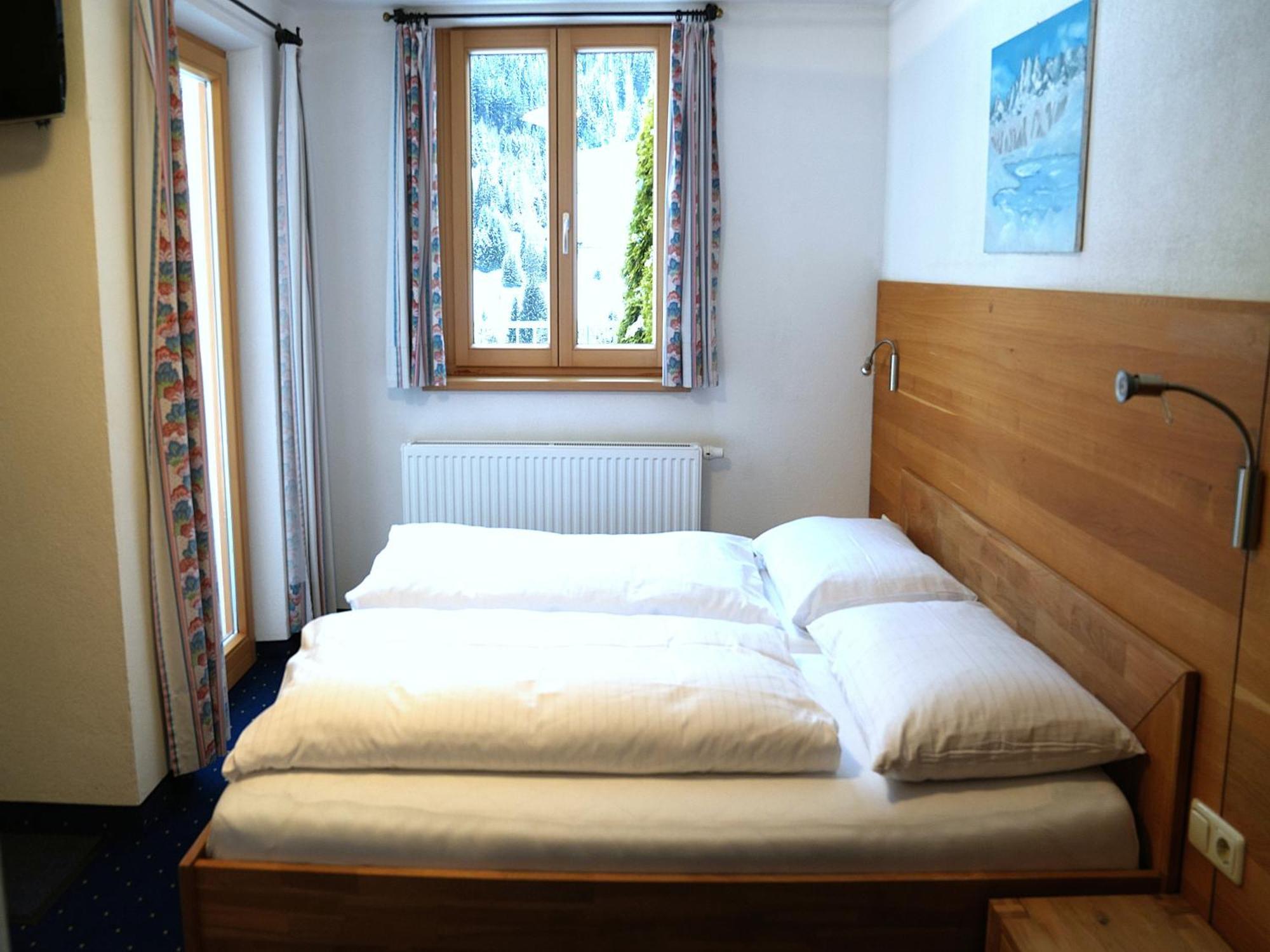 Pension Susanne Sankt Anton am Arlberg Exterior photo